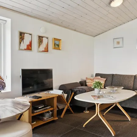 Σπίτι διακοπών Cozy In With Kitchen